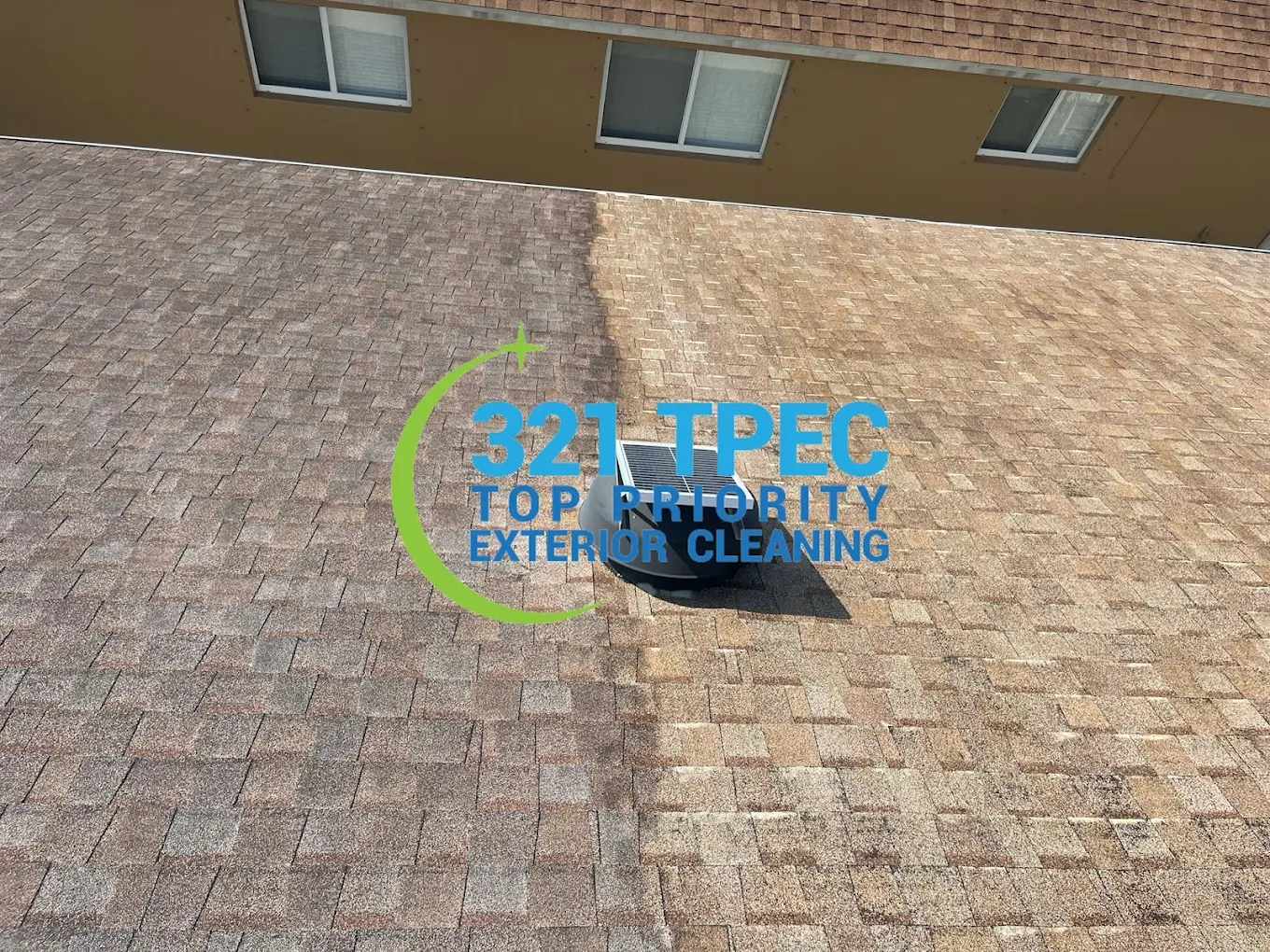 Professional Soft wash roof cleaning in Melbourne, FL